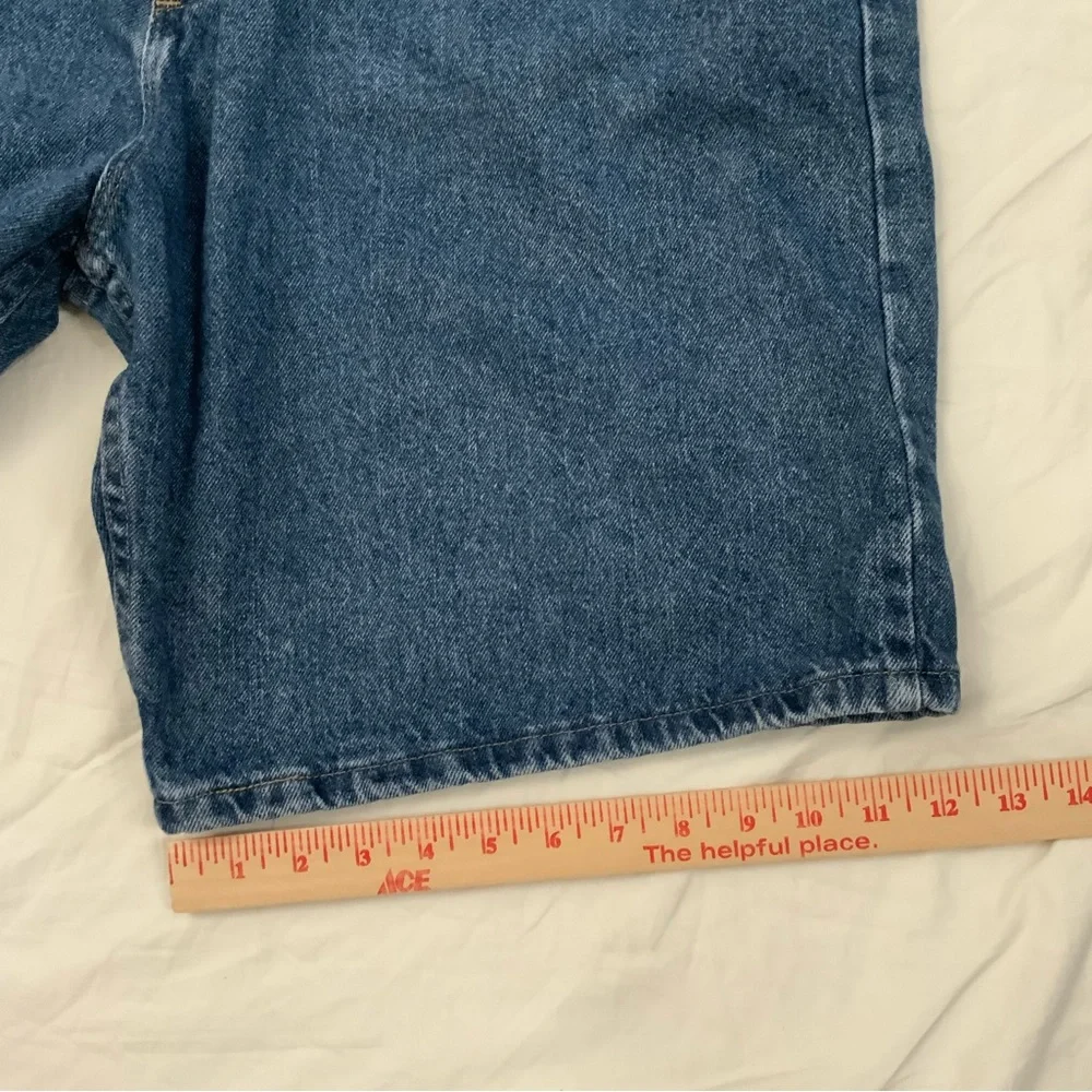 Wrangler Relaxed Fit Medium Wash Denim Jean Shorts 100% Cotton Size 42